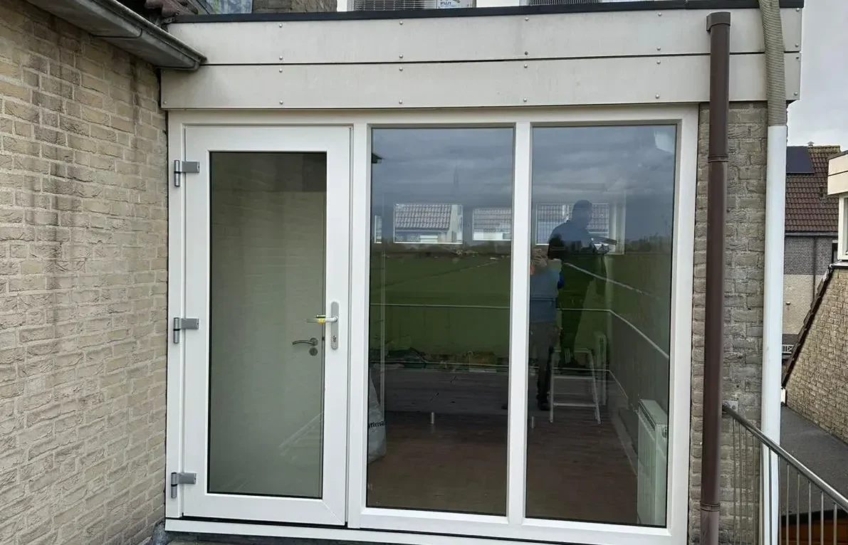 Renovatie buitengevel en entree Scheveningen